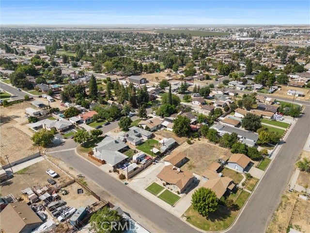 6308 Almond Dr, Bakersfield, CA | . Photo 9 of 43