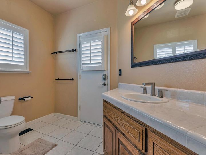 6355 Dunnville Way, Hollister, CA | . Photo 26 of 52