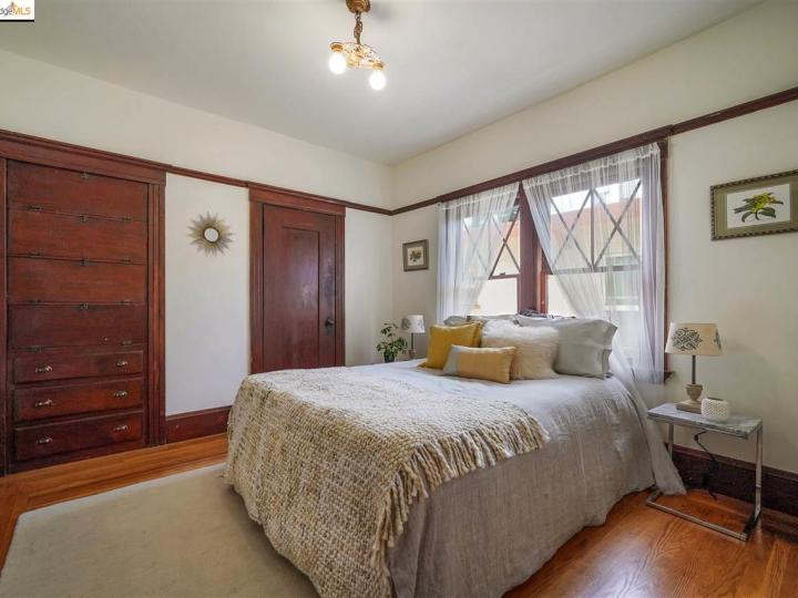 653 55th St, Oakland, CA | N Oakland | No. Photo 17 of 32