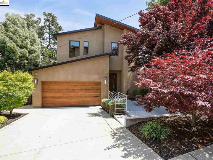 678 Chetwood St, Oakland, CA | Rose Garden. Photo 1 of 26