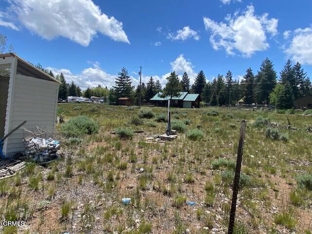 687 Hickory Way Susanville CA. Photo 5 of 13