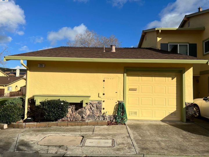 725 Gallegos Ter, Fremont, CA, 94539 Townhouse. Photo 12 of 13