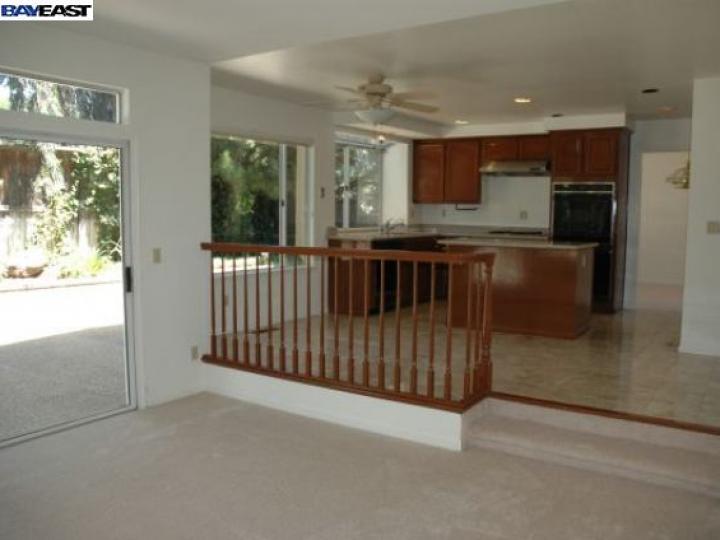 7603 Maywood Dr, Pleasanton, CA | Forest Hills. Photo 3 of 8