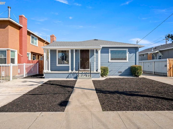 7616 Halliday Ave, Oakland, CA | Eastmont. Photo 1 of 44
