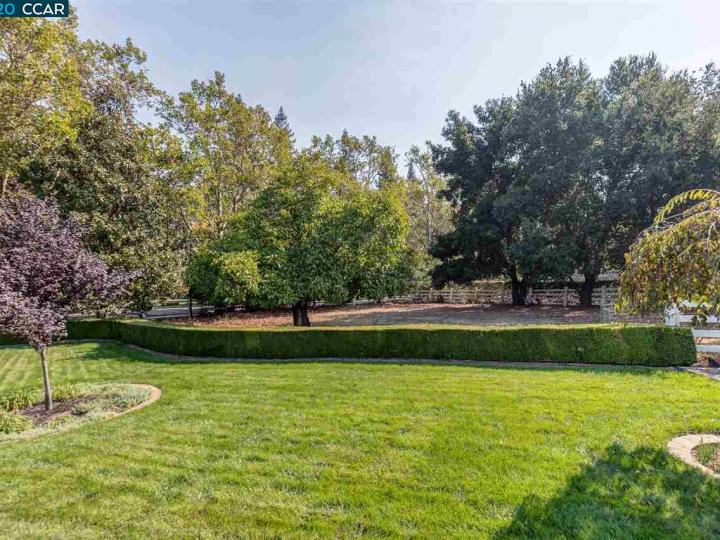 7661 Foothill Rd, Pleasanton, CA | Foothill Road. Photo 13 of 35