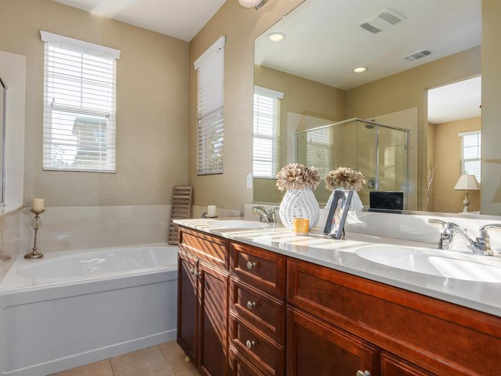 838 Fan Palm Ln, Brentwood, CA | Brentwood. Photo 15 of 20