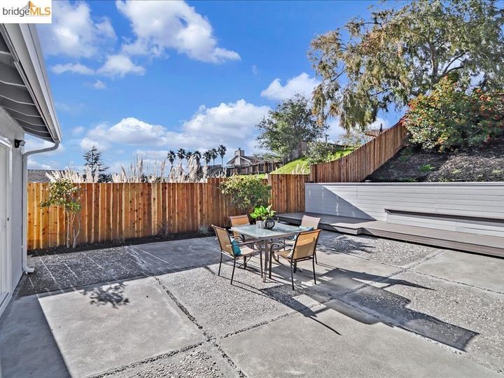919 Viewpointe Blvd, Rodeo, CA | Rodeo Hills. Photo 36 of 39