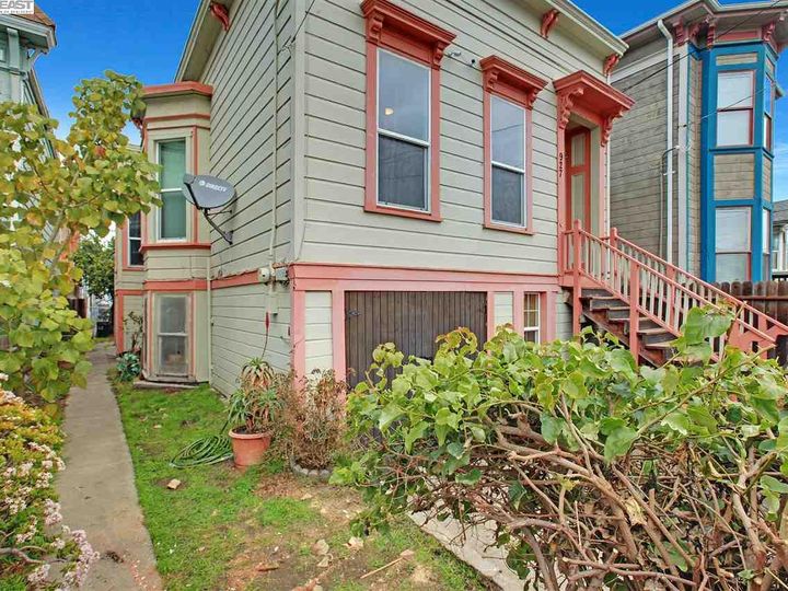 927 Pine St, Oakland, CA | West Oakland. Photo 2 of 32