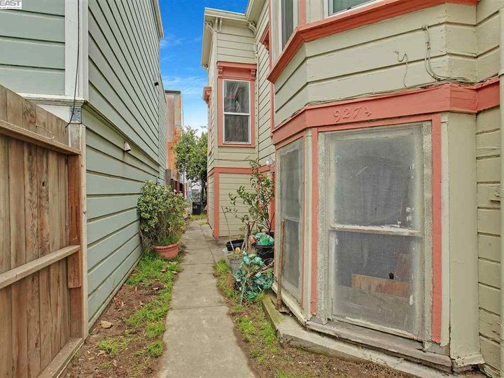 927 Pine St, Oakland, CA | West Oakland. Photo 21 of 32