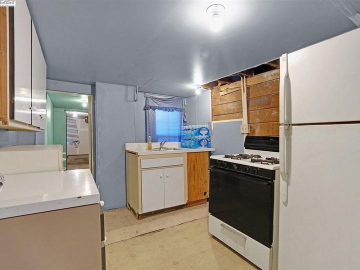 927 Pine St, Oakland, CA | West Oakland. Photo 26 of 32