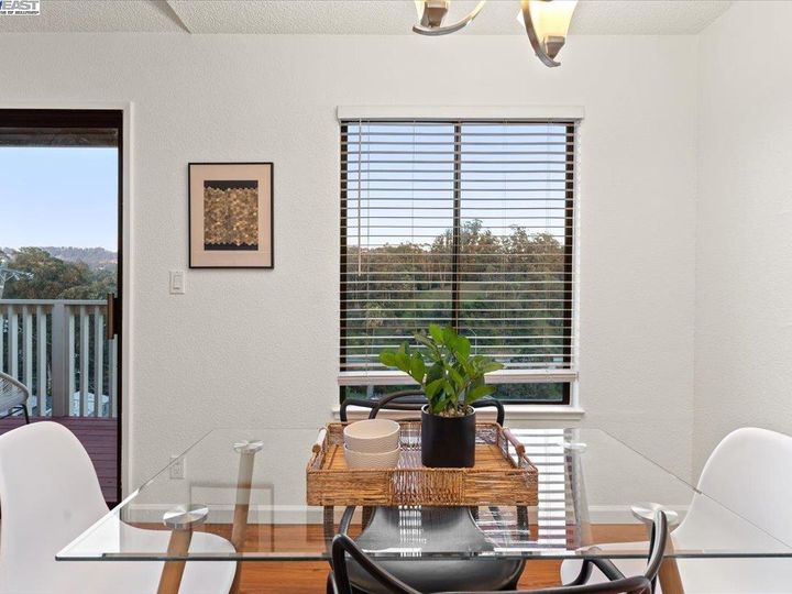 94 Anair Way, Oakland, CA, 94605 Townhouse. Photo 19 of 27