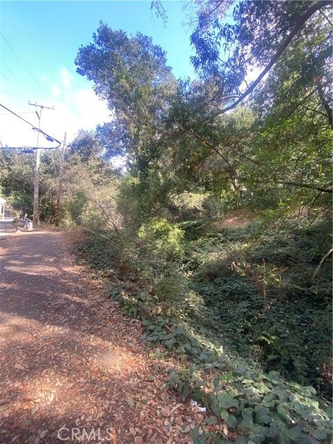 Thornhill Dr Oakland CA. Photo 1 of 6