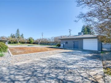 10293 Rolling Hills Dr, Madera, CA | . Photo 5 of 52