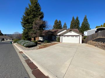 10658 Mountain Oak Ct Jamestown CA Multi-family home. Photo 3 of 47