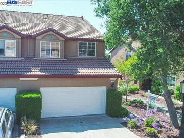 1112 Marlys Cmn, Livermore, CA, 94550 Townhouse. Photo 2 of 39