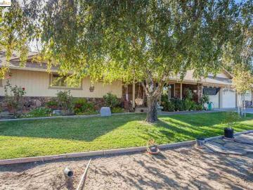 1275 Delta Rd, Brentwood, CA | . Photo 4 of 40