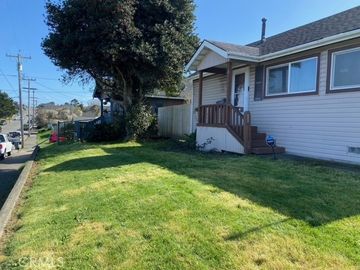 1329 Mccullens Ave, Eureka, CA | . Photo 4 of 4