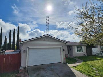 1432 Springhill Dr, Pittsburg, CA | . Photo 2 of 11