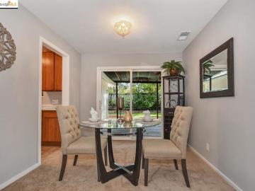 1637 Shirley Dr, Pleasant Hill, CA | Gregory Gardens. Photo 6 of 26