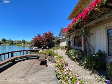 167 Oyster Pond Rd, Alameda, CA | Harbor Bay. Photo 5 of 7