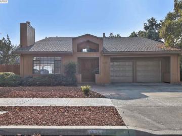 1825 Creek Rd, Forest Glade Est, CA