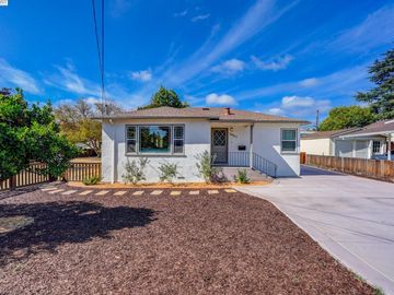 18803 Huber Dr, Castro Valley, CA | Chabot. Photo 2 of 40
