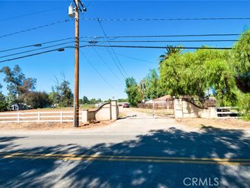 20646 Markham St, Mead Valley, CA