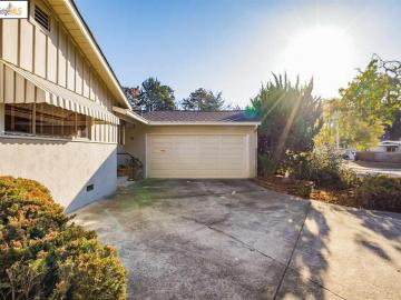 2901 Wiswall Dr, Richmond, CA | Hilltop/fairmede. Photo 2 of 30