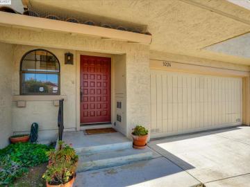 3226 Guillermo Pl, Hayward, CA, 94542 Townhouse. Photo 4 of 40