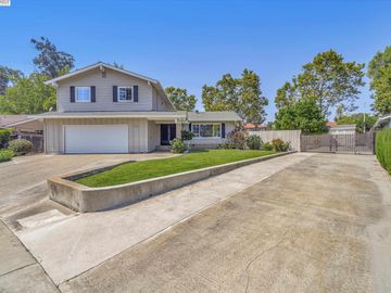 35048 Donegal Ct, Newark, CA | The Lake. Photo 3 of 49