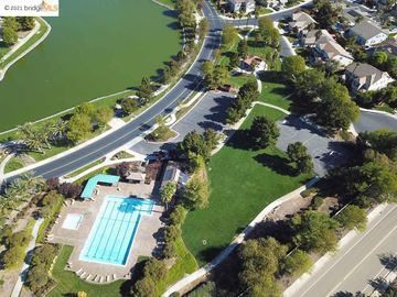 3650 Otter Brook Loop, Discovery Bay, CA | Lakeshore. Photo 3 of 31