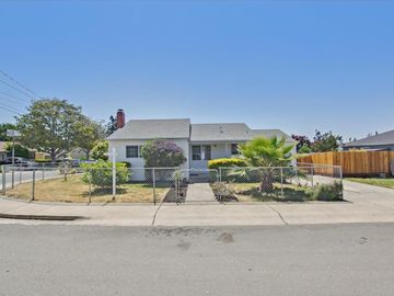 4235 Mabel Ave, Castro Valley, CA | . Photo 2 of 22