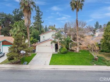 4309 Trumbull Dr, Bakersfield, CA | . Photo 2 of 17