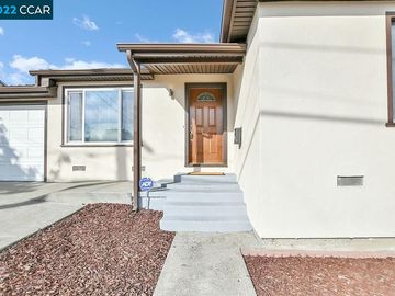 432 Sonoma Ave, Rodeo, CA | Old Rodeo. Photo 3 of 25
