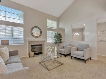 5224 Pebble Glen Dr, Concord, CA, 94521 Townhouse. Photo 4 of 34