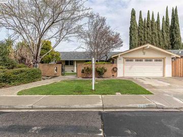 5262 Charlotte Way, Valley East, CA