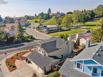 5800 Charter Oaks Dr, Castro Valley, CA | Columbia. Photo 3 of 37