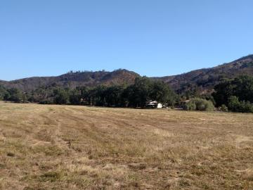 6030 Scotts Valley Rd Lakeport CA. Photo 4 of 7