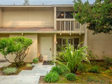 686 Picasso Ter, Sunnyvale, CA, 94087 Townhouse. Photo 3 of 20