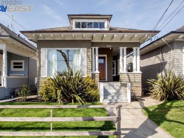 717 Lincoln Ave, Alameda, CA | West End. Photo 2 of 31