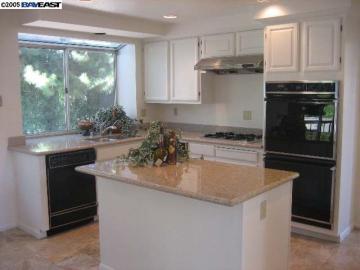 7603 Maywood Dr, Pleasanton, CA | Forest Hills. Photo 4 of 8