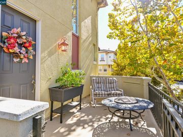 80 Matisse Ct, Pleasant Hill, CA, 94523 Townhouse. Photo 2 of 36