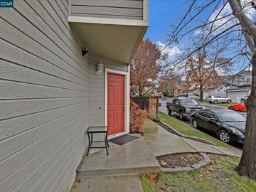 930 Country Run Dr, Martinez, CA | Parkside. Photo 4 of 44