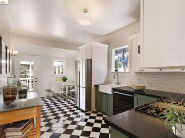 954 46th St, Oakland, CA | N Oakland. Photo 6 of 30